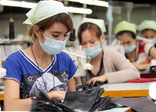 东南亚服装业危机四伏 订单被迫取消，产业链深度承压